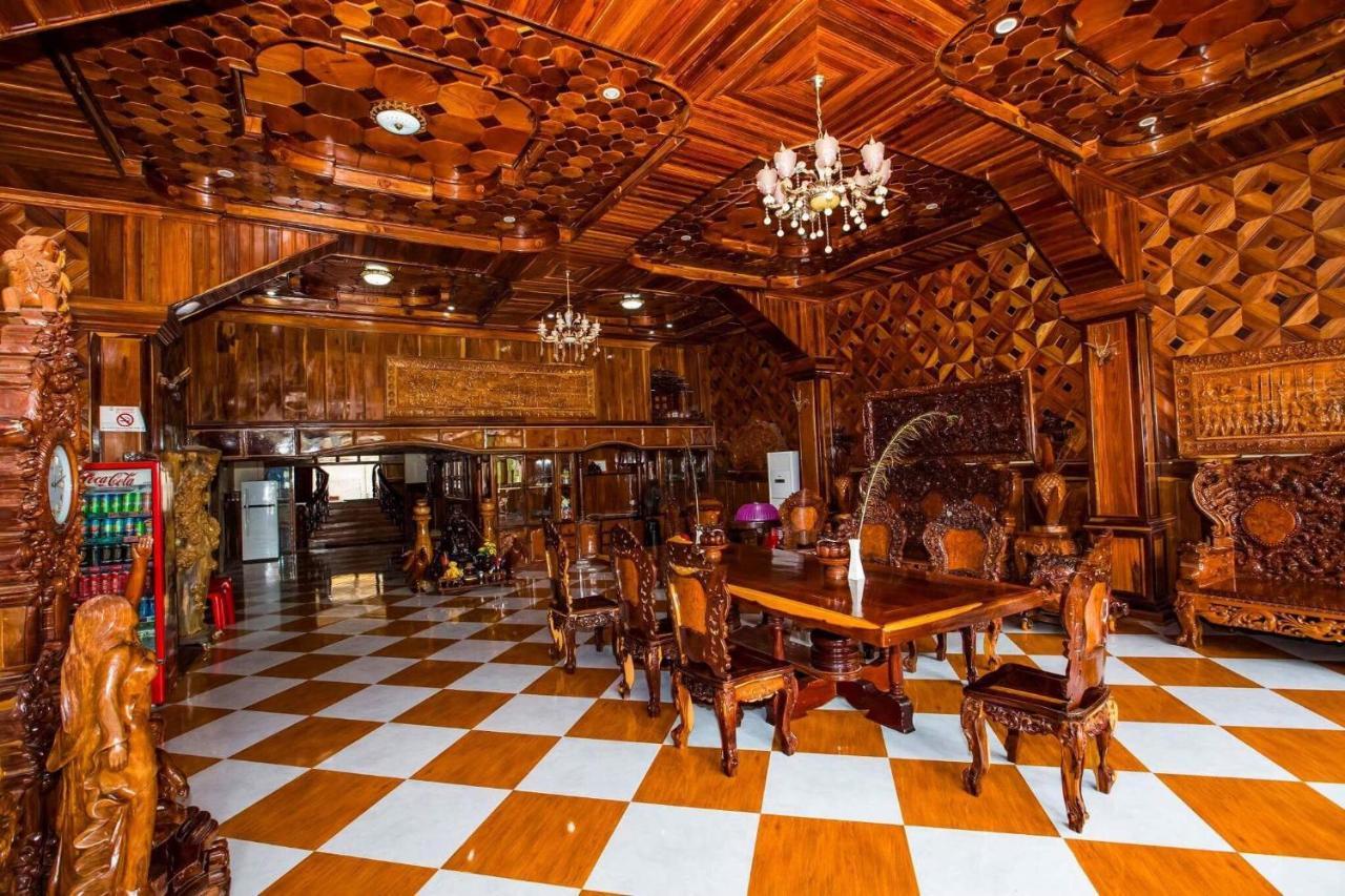 Ly Meng Hotel Battambang Exterior photo