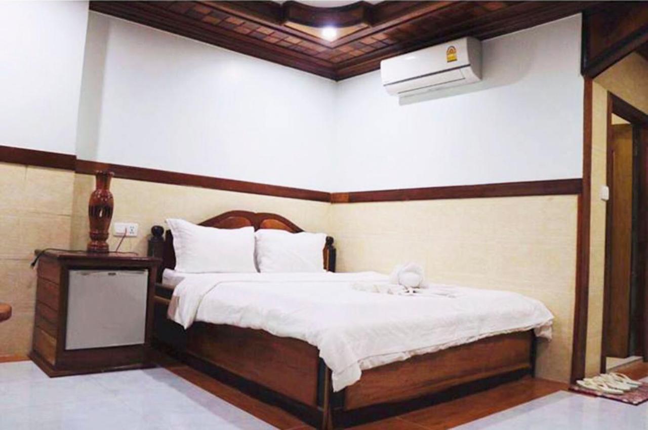 Ly Meng Hotel Battambang Exterior photo