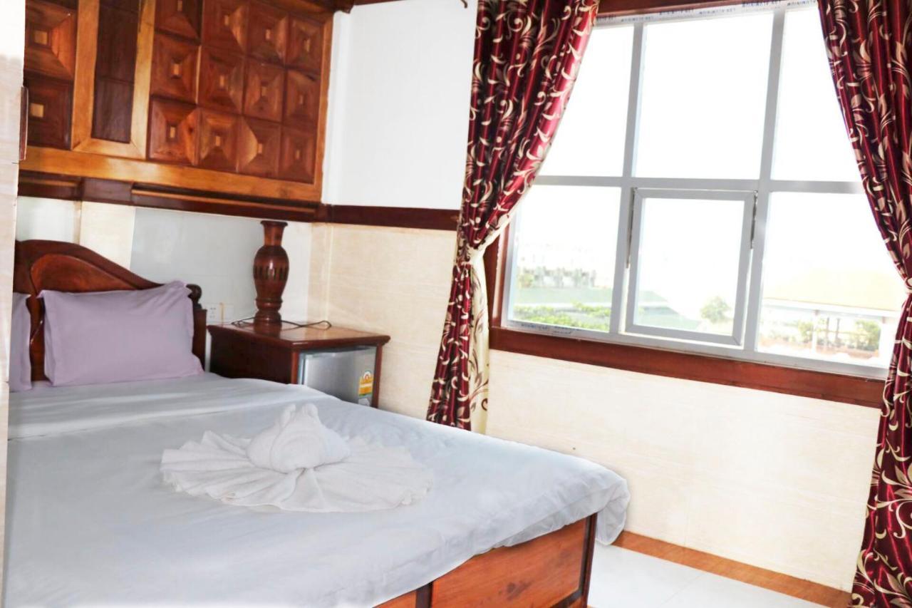 Ly Meng Hotel Battambang Exterior photo